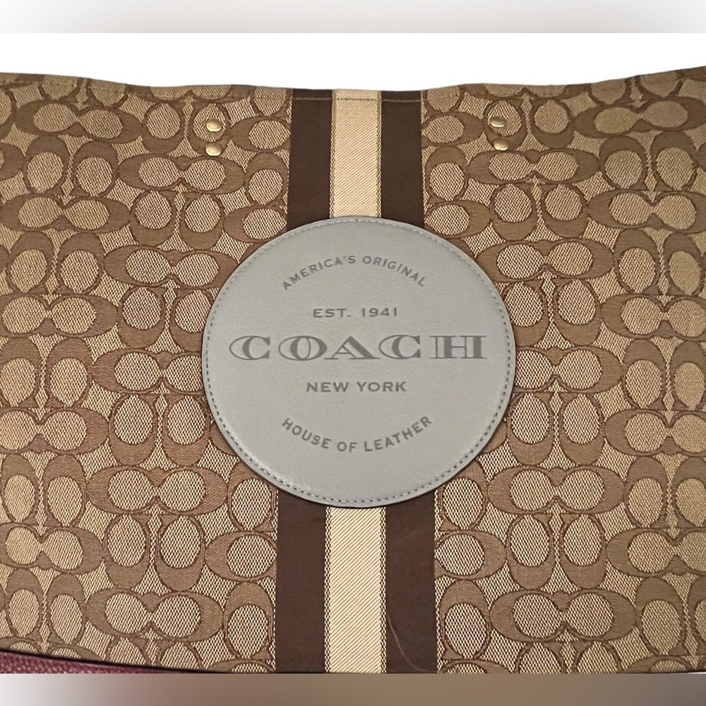 NEW Coach Tote Bag with Coach Symbol on the front. 4 compartments inside. - Picture 11 of 16